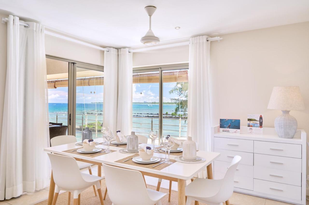 Bon Azur Beachfront Suites & Penthouses With Lov Тру о Биш Екстериор снимка